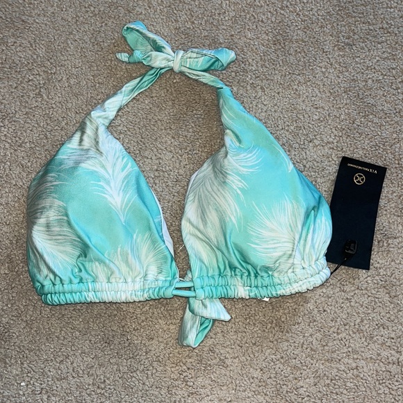 Bathing suit - Picture 1 of 7